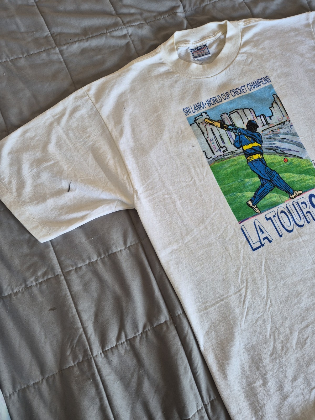 Vintage World Cup Cricket Champions Sri Lanka XL LA TOUR 96 Signatures On Back