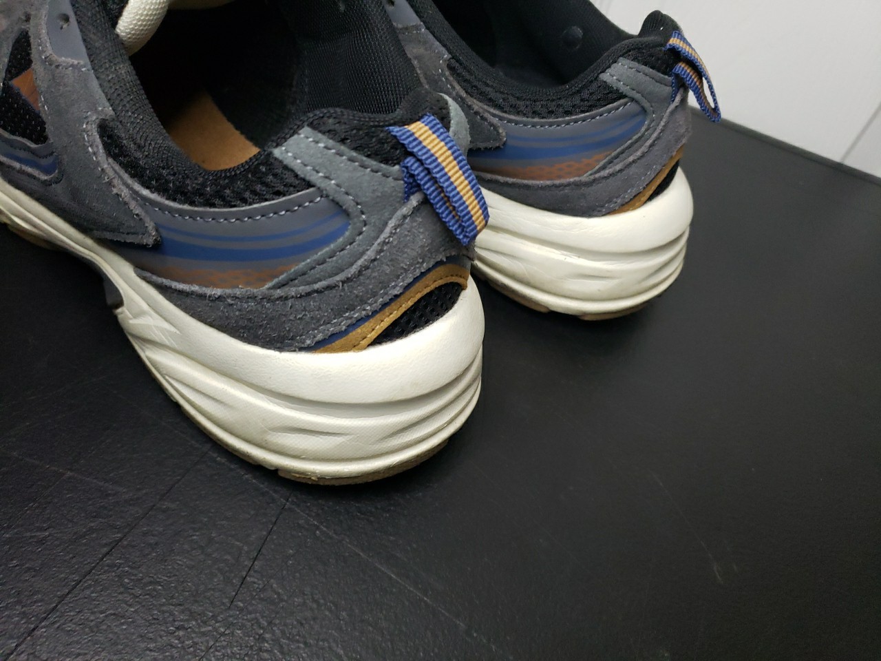 Avia Men’s 5000 Athletic Running Shoes Size 8.5