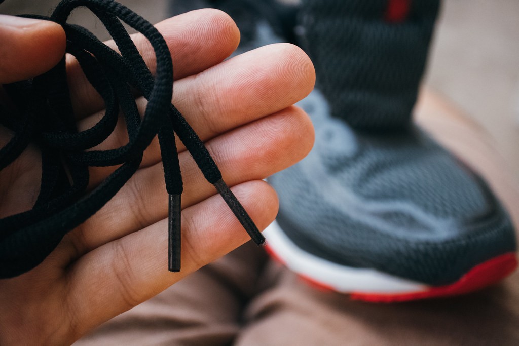 6 Pairs of 3/16″ Round Athletic Shoelaces for All Type of Sneakers