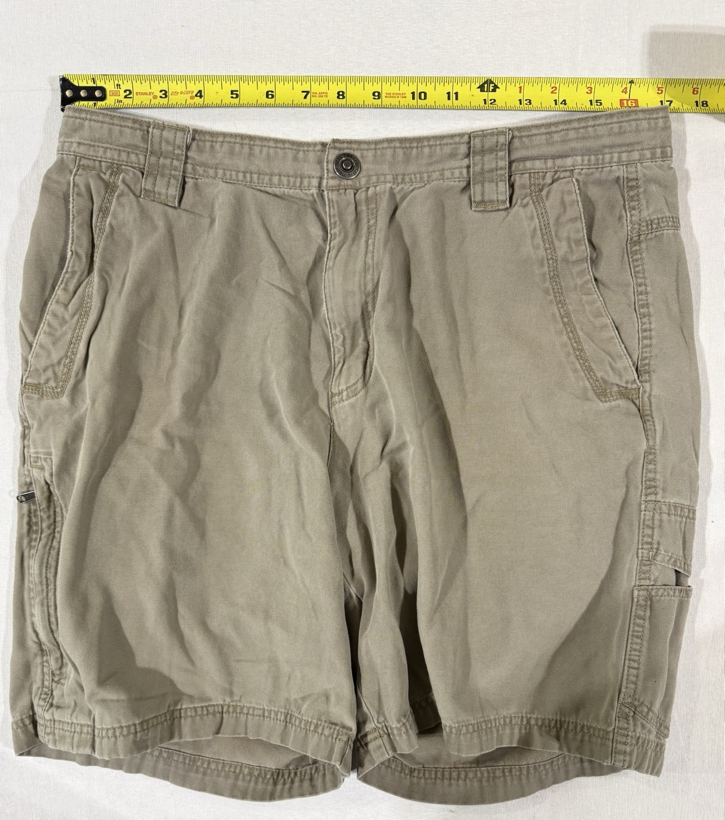 Columbia The Ultimate ROC Cargo Shorts 34×9 Canvas Outdoor Hiking (lot of 2)