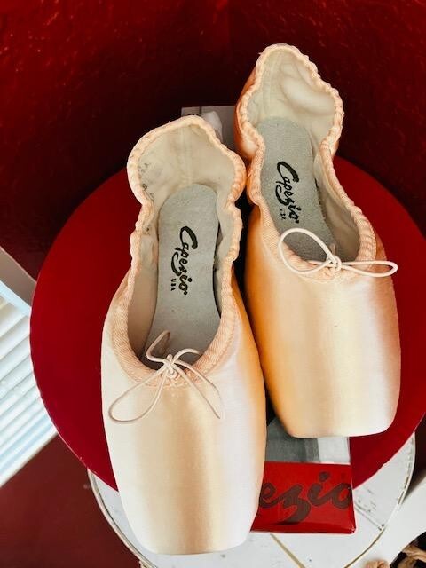 New NIB Capezio Tiffany #128 ballet dance pointe shoes ALL SIZES available