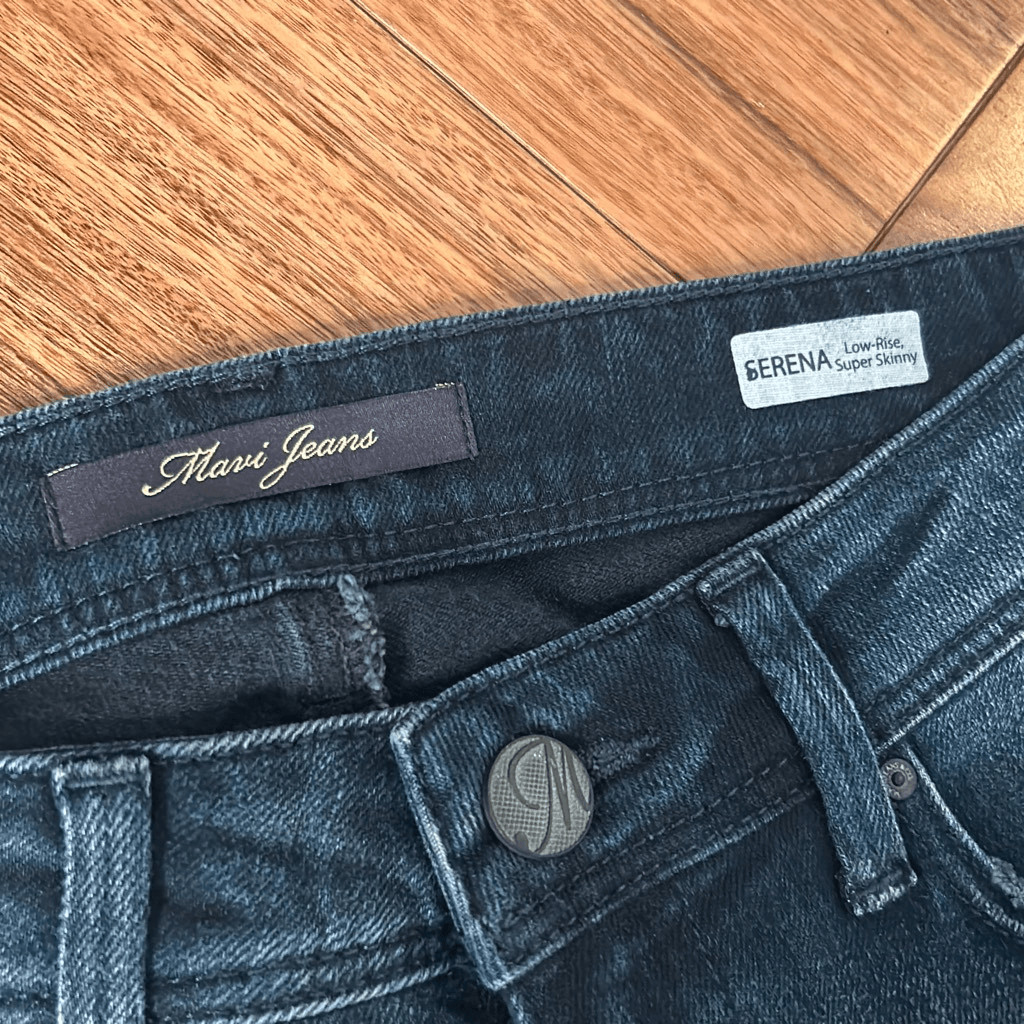 Mavi jeans Serena low rise super skinny jeans dark distressed wash woman’s size