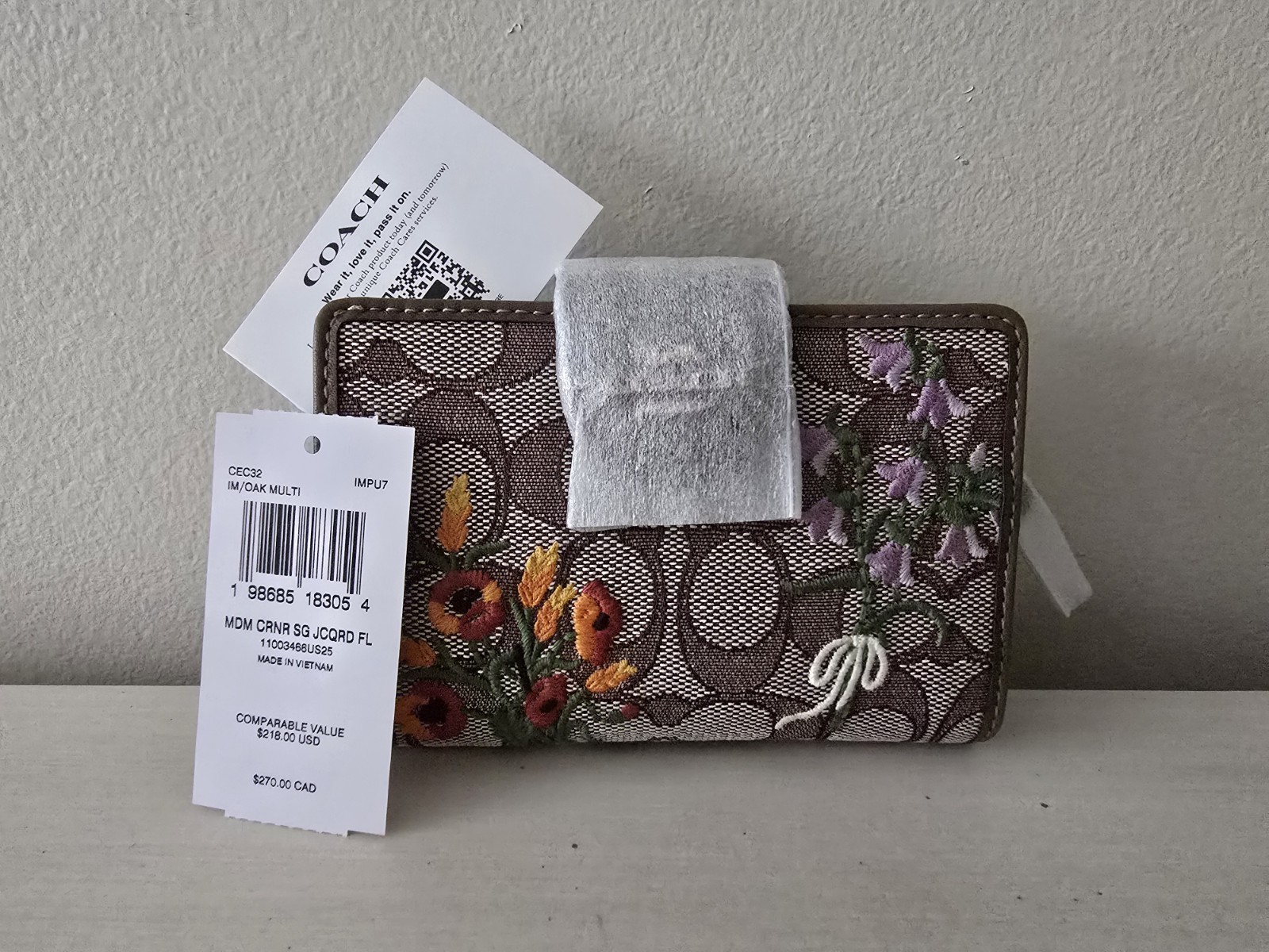 COACH CEC32 Medium Corner Zip Wallet Signature Jacquard w Floral Embroidery NWT
