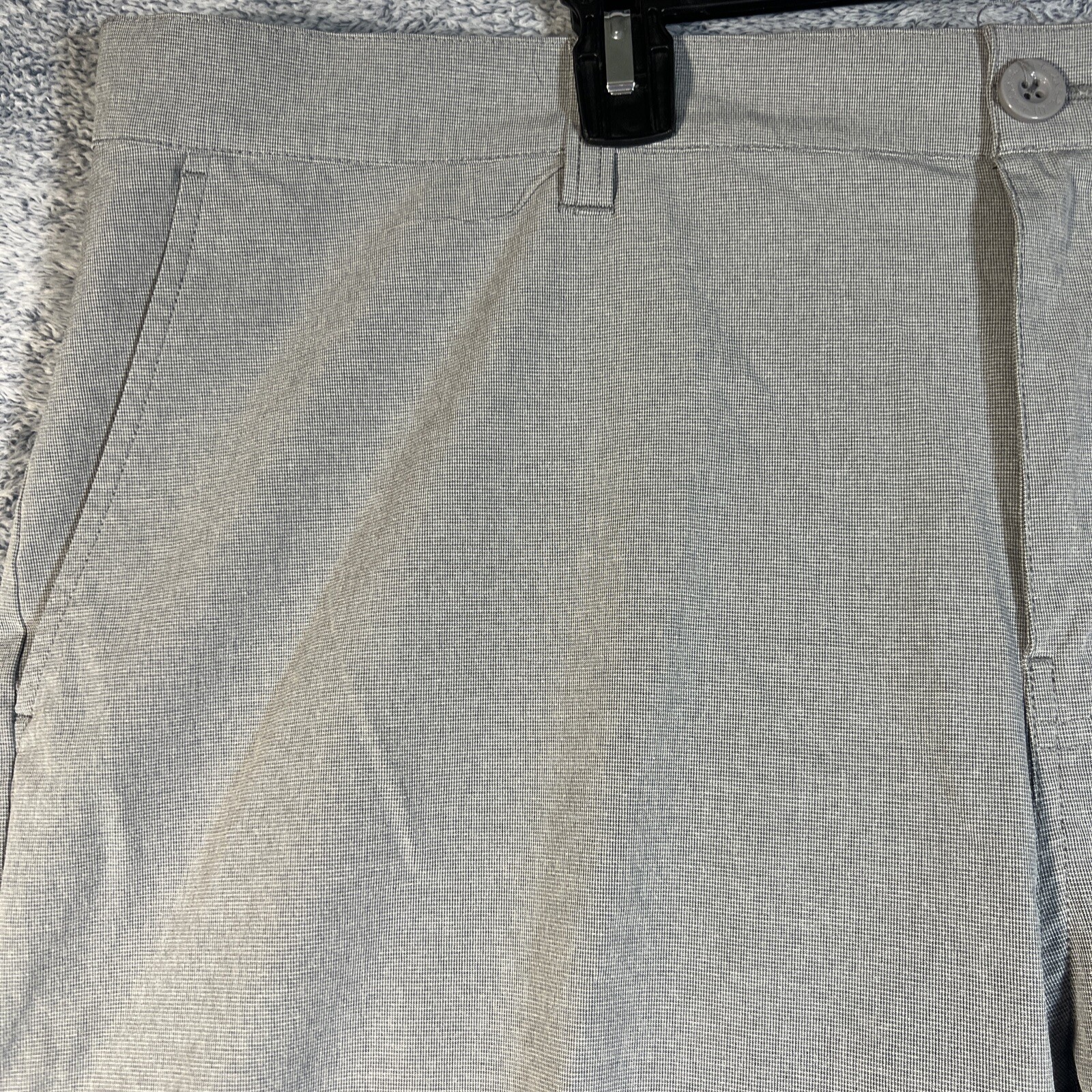 Travis Mathew Men’s Gray Golf Walking Bermuda Stretch Shorts Size 42 Pockets