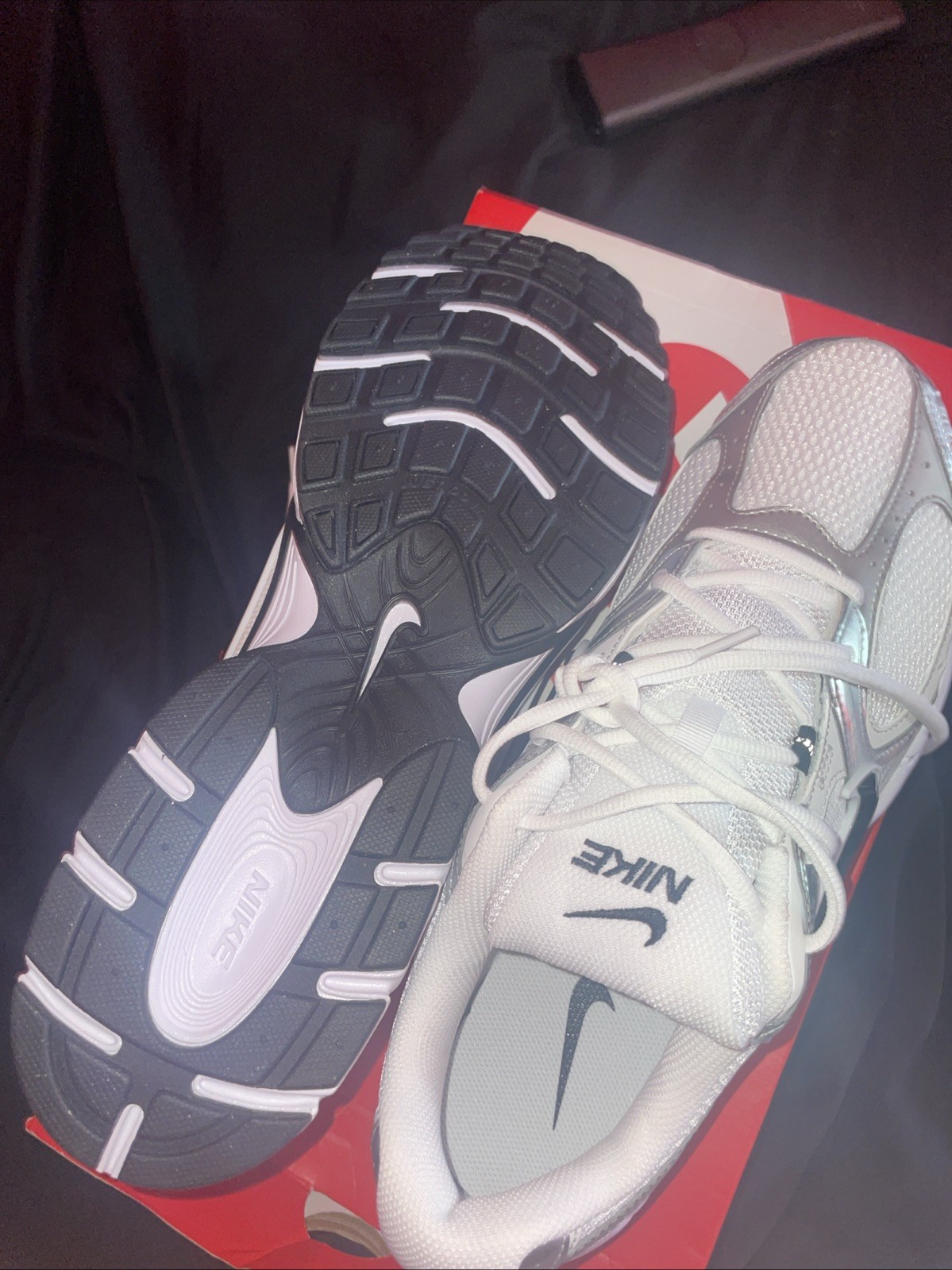 Nike V5 RNR Men’s Size 14