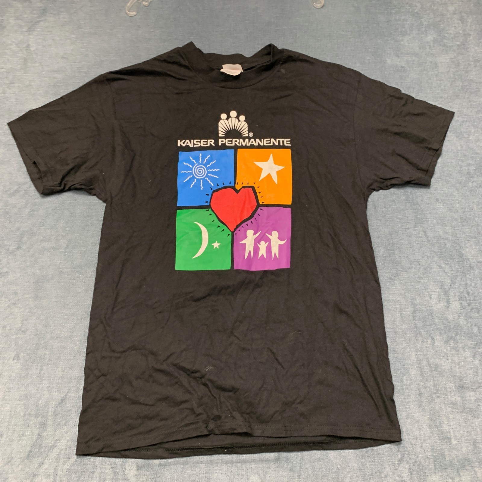 Hanes Beefy T Kaiser Permanente T Shirt Adult Large Black Graphic Crew Neck