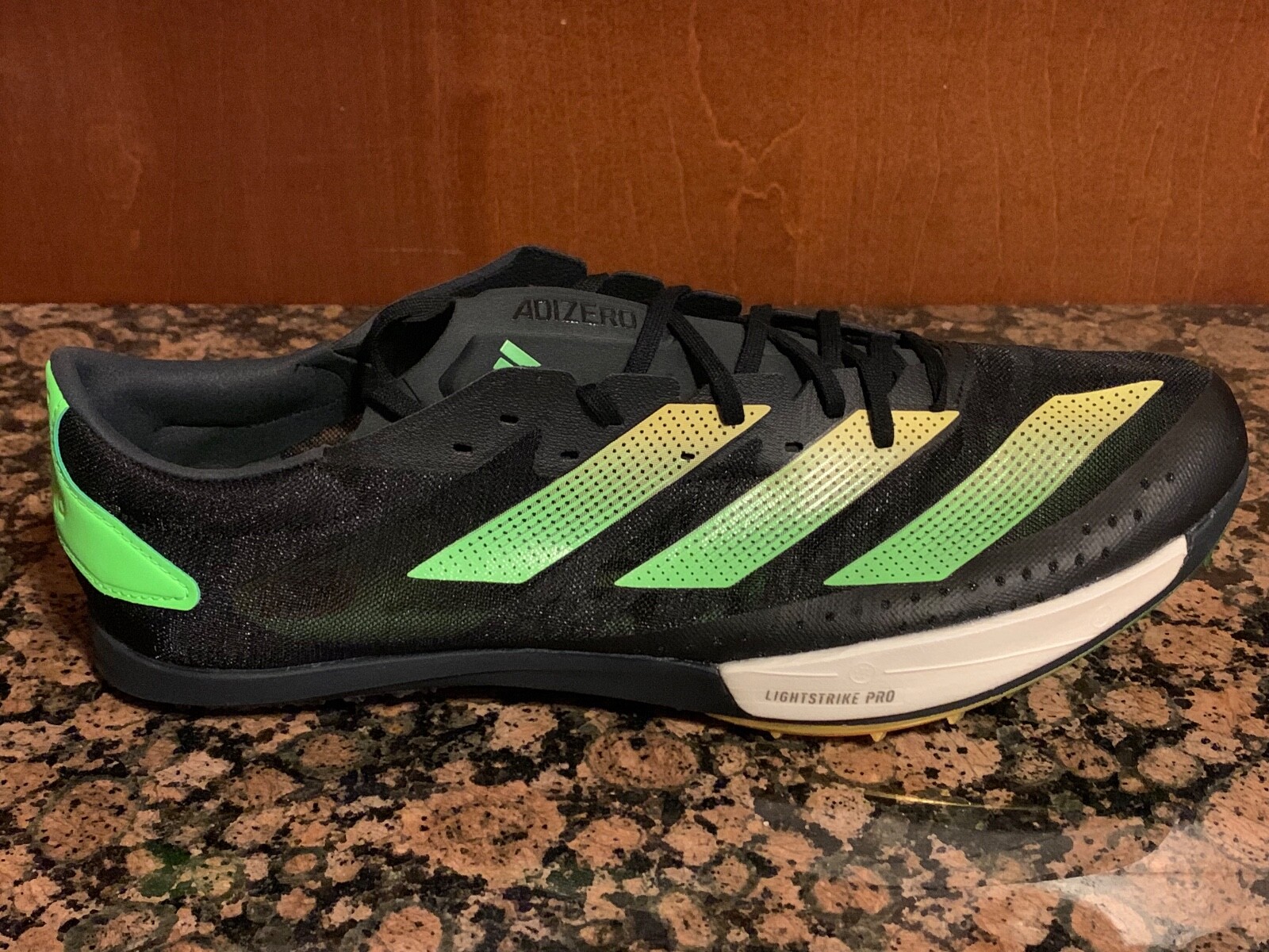 New! Mens ADIDAS ADIZERO AMBITION MID DISTANCE/STEEPLECHASE SPIKES BLACK/GREEN