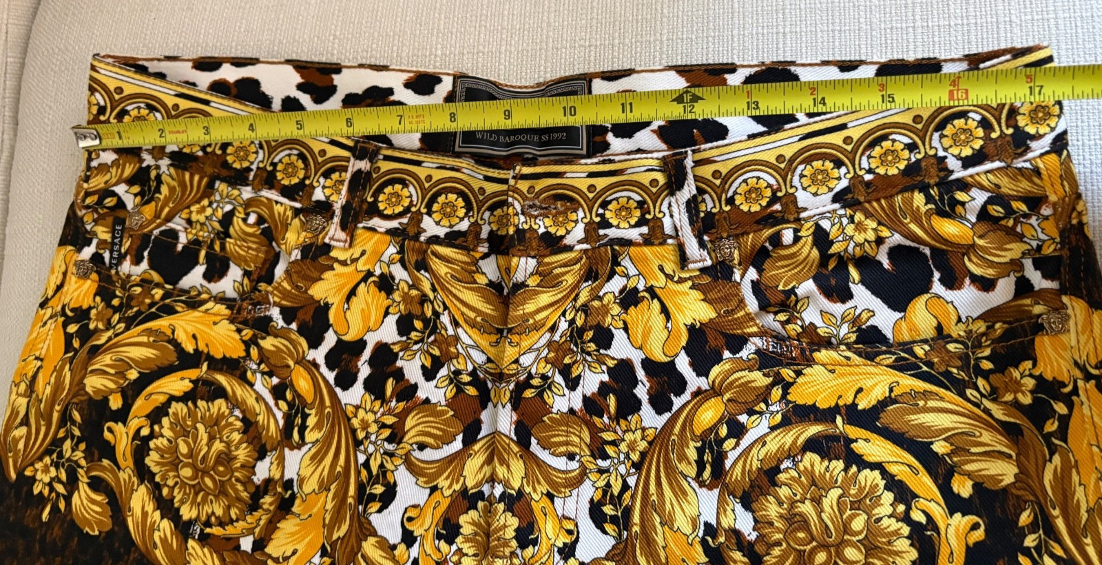 Versace Tribute Wild Baroque SS 2019 Women’s Jeans Sz 36 Italy Excellent Cond