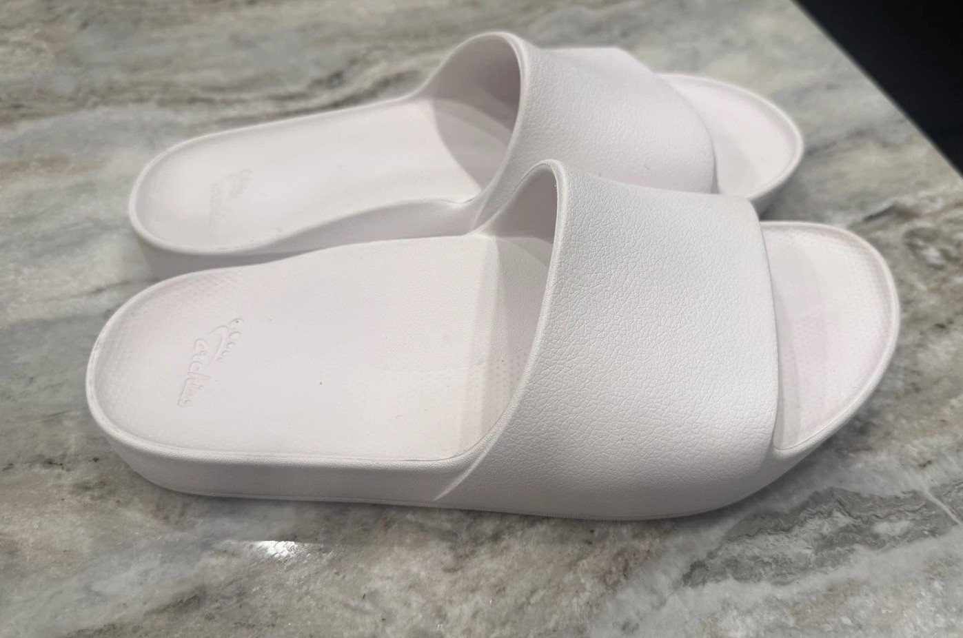 Archies Footwear Arch Support Slides Sandals White Women 9 Men 8 Water Friendly