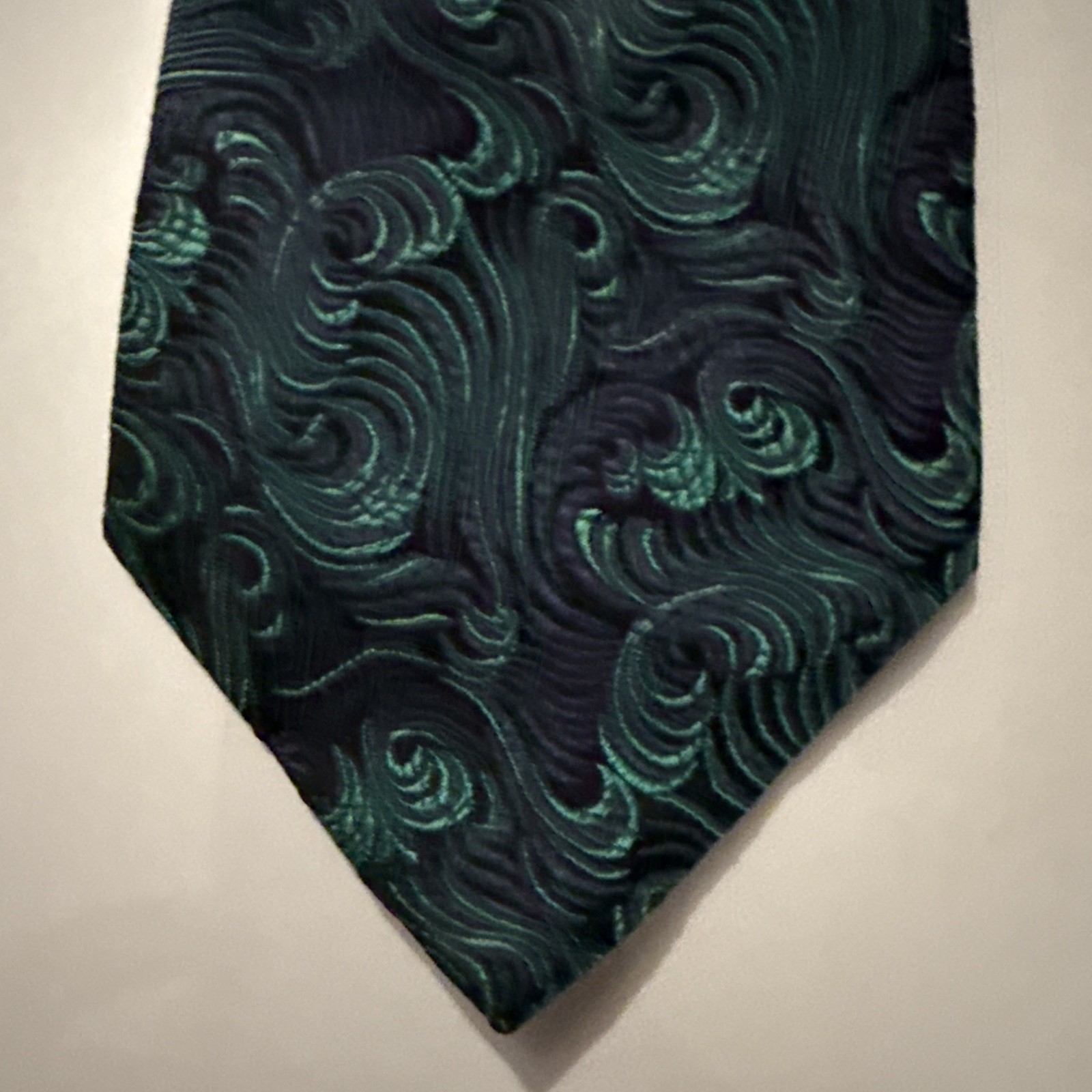 Vintage Teal Green navy blue abstract swirl pattern Bachrach 100% Silk Tie Waves