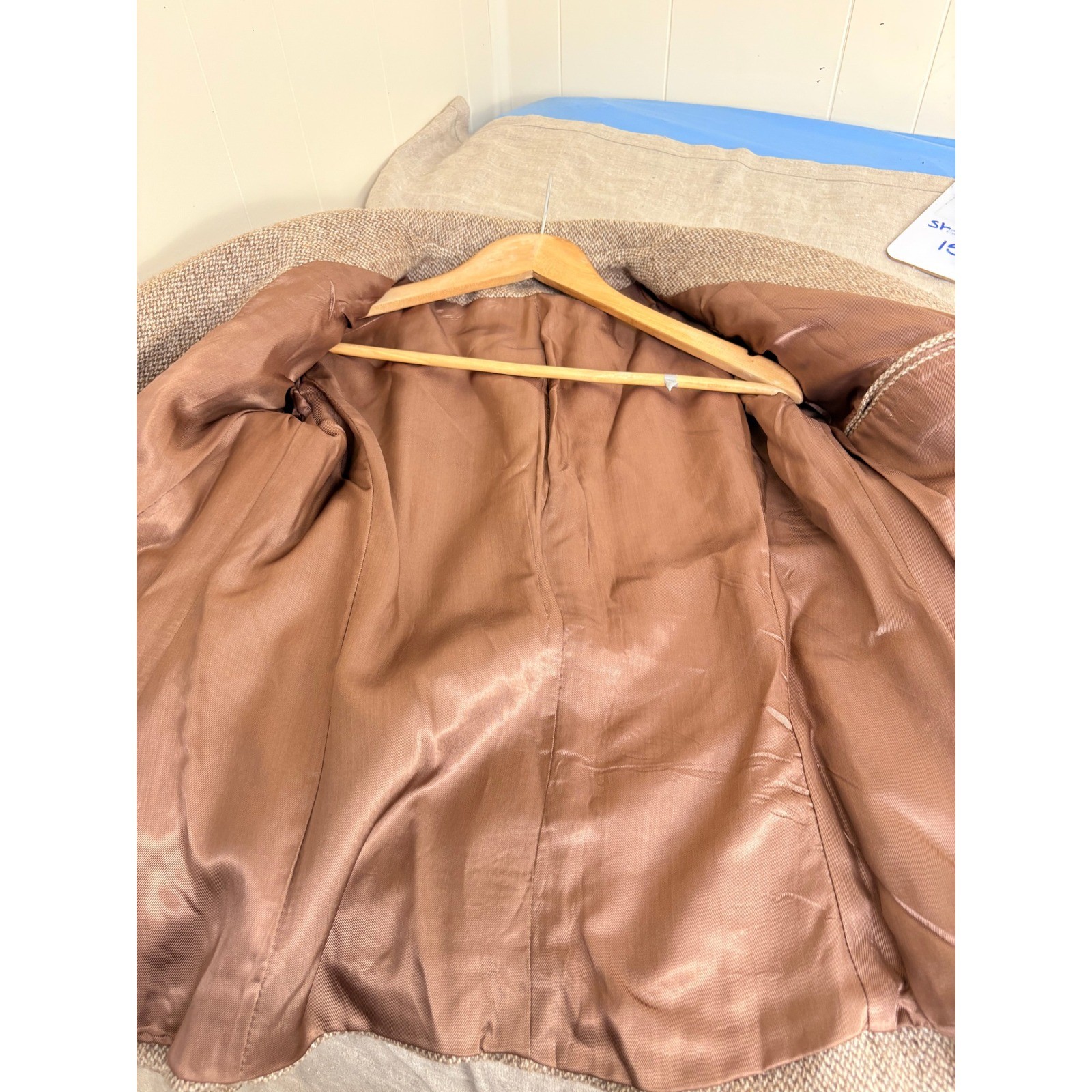 Vintage Pure New Wool Herringbone Blazer Tan Brown Made in Yugoslavia 2 Button