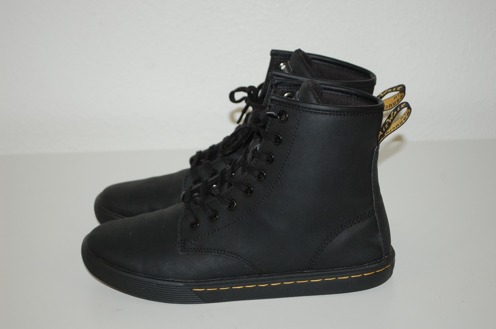 Doc Dr Martens Sheridan Black Boots Women’s Size 8 Lace Up Sz 6 UK