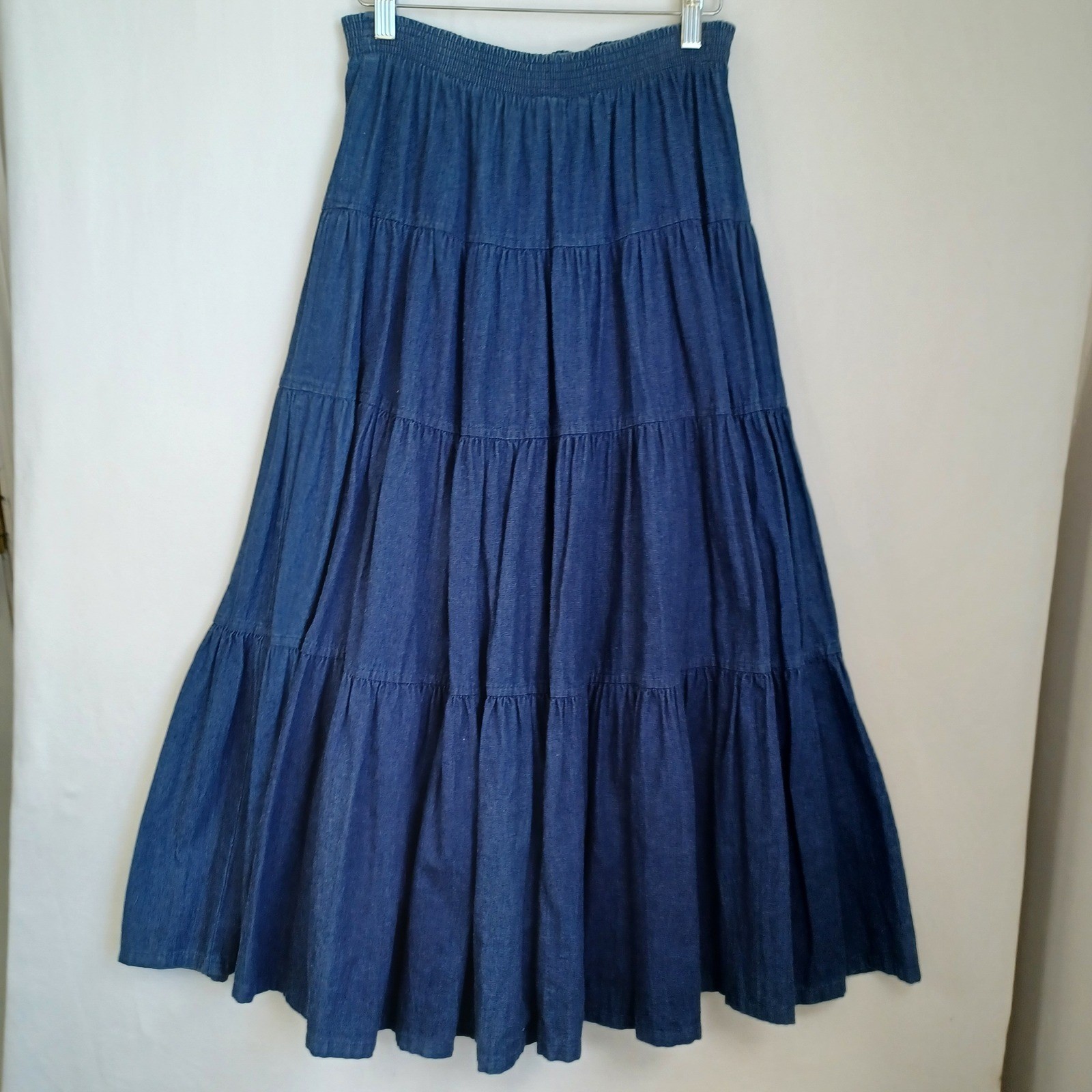 Willowbend Blue Denim Tiered Maxi Skirt Elastic Waist Made in USA Vintage Small