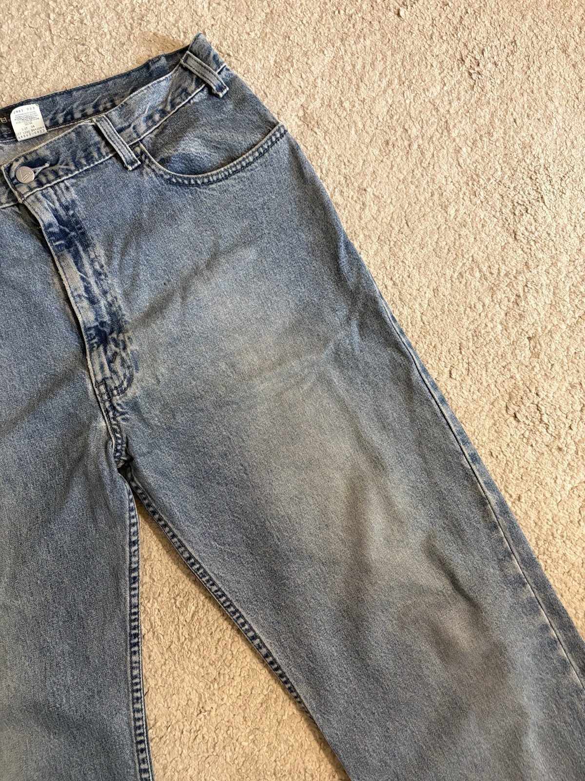 Vintage Levi’s Silvertab Men’s Relaxed Fit Jeans Blue 38×30