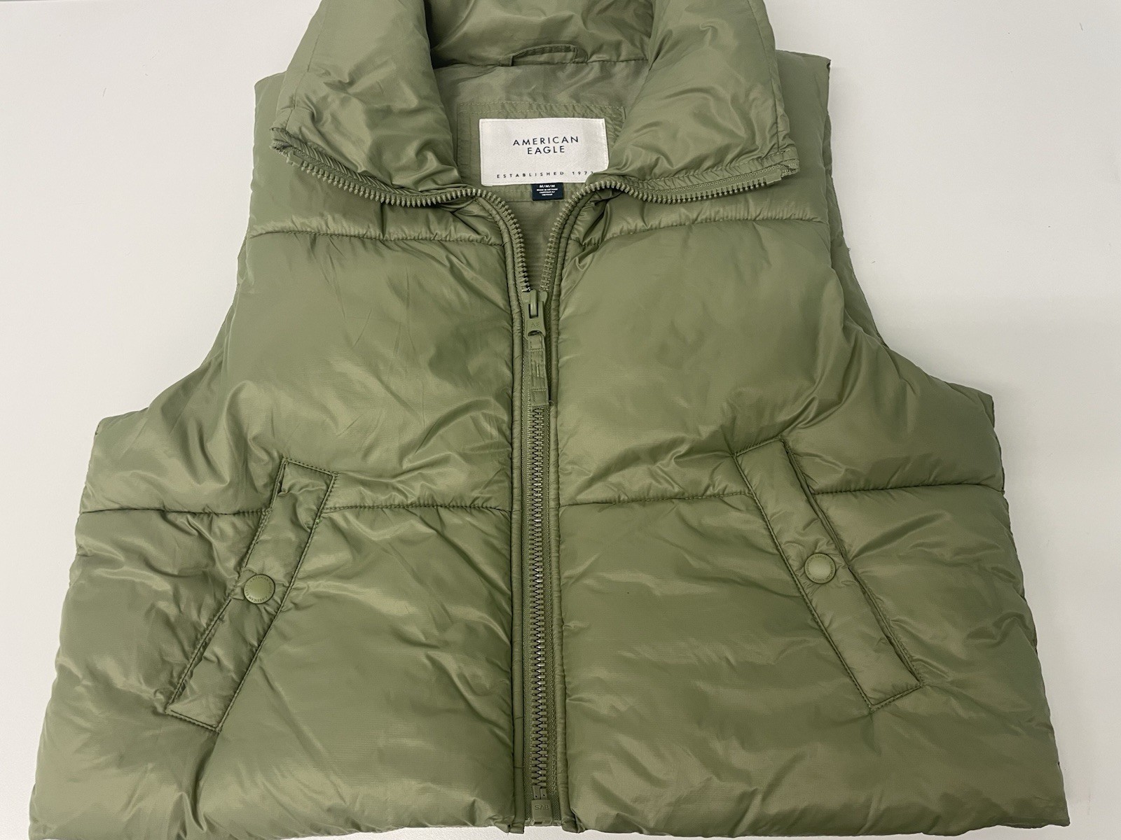 American Eagle Womens Puffer Vest Olive Green Quilted Full Zip Cropped M