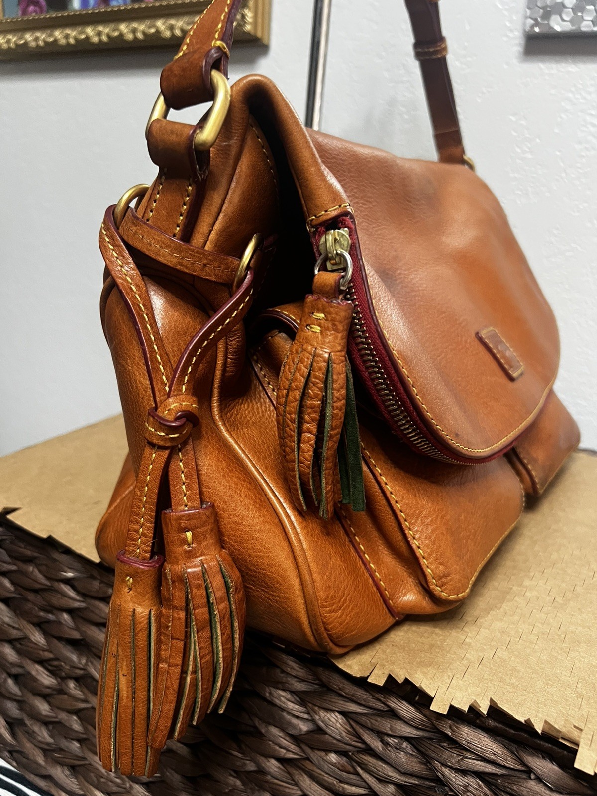 Dooney Bourke Brown Florentine Vacchetta Leather Saddle Messenger Bag Vintage