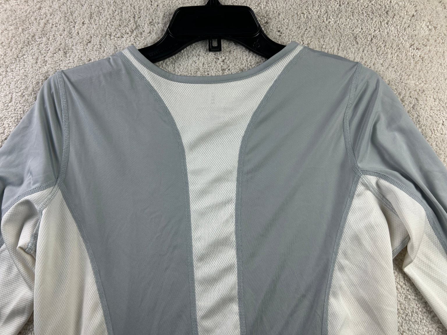 Lands’ End Women’s Top Medium Gray White Polyester Spandex