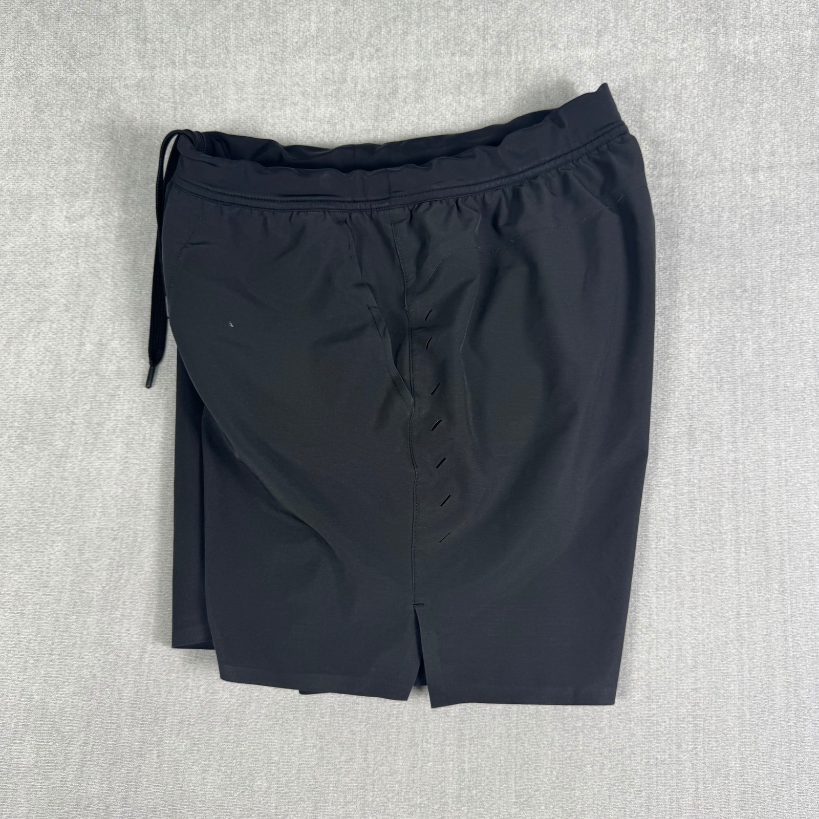 Ten Thousand The Interval Short Mens Small 7 Inch Black Lined Training Shorts