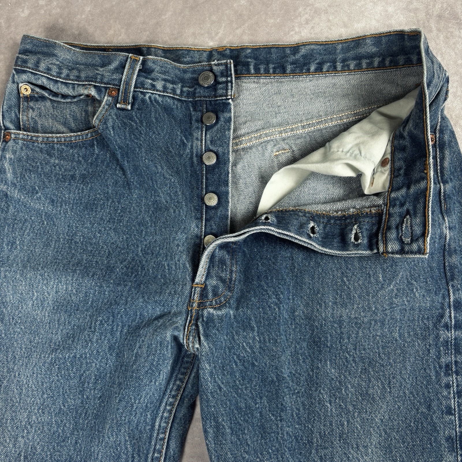 Vintage Levis 501XX USA Made Button Fly Mid Rise Cotton Jeans 36×34 ACTUAL 32×30