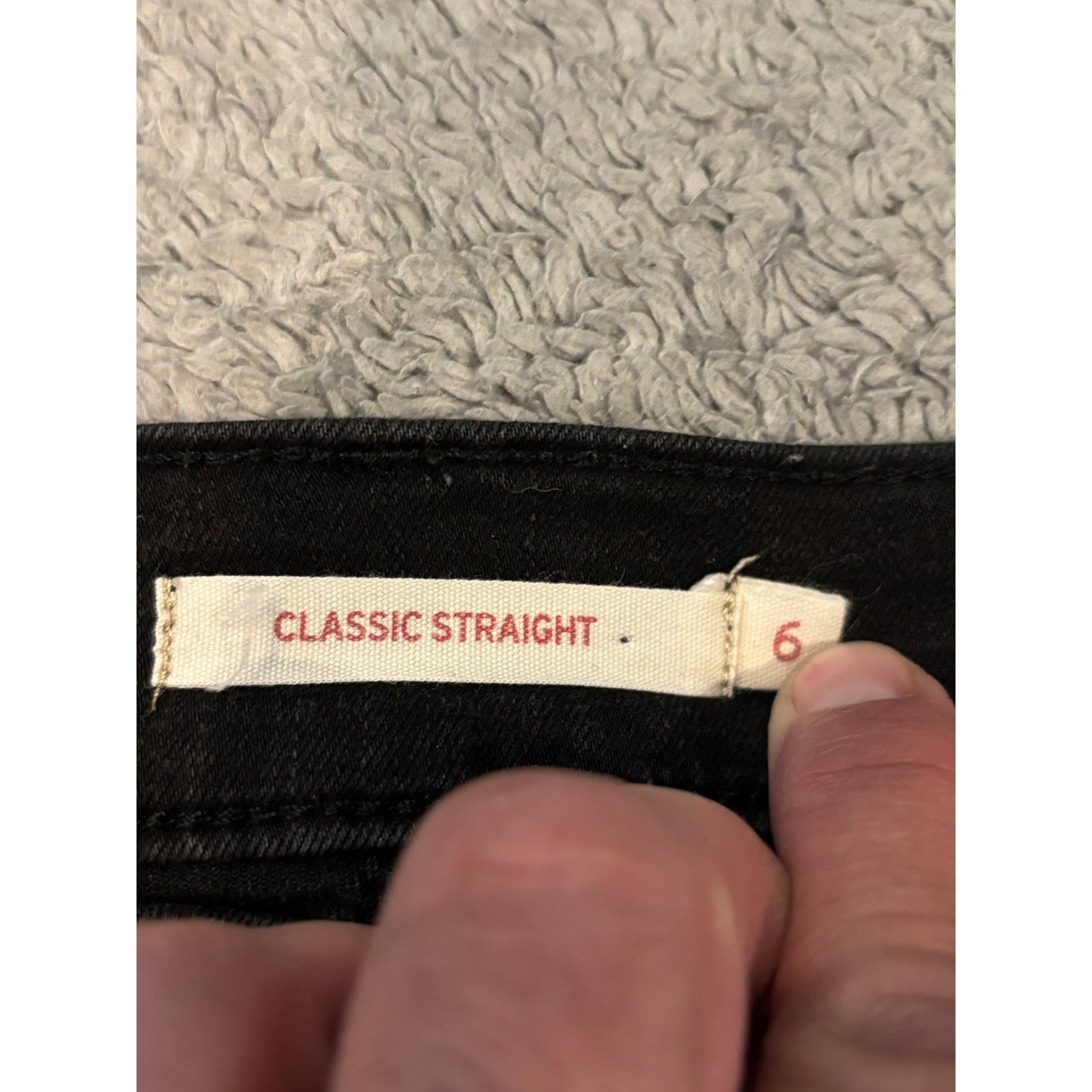 Levis Classic Straight Leg Jeans Black Denim Womens Size 6 Mid Rise 30×31