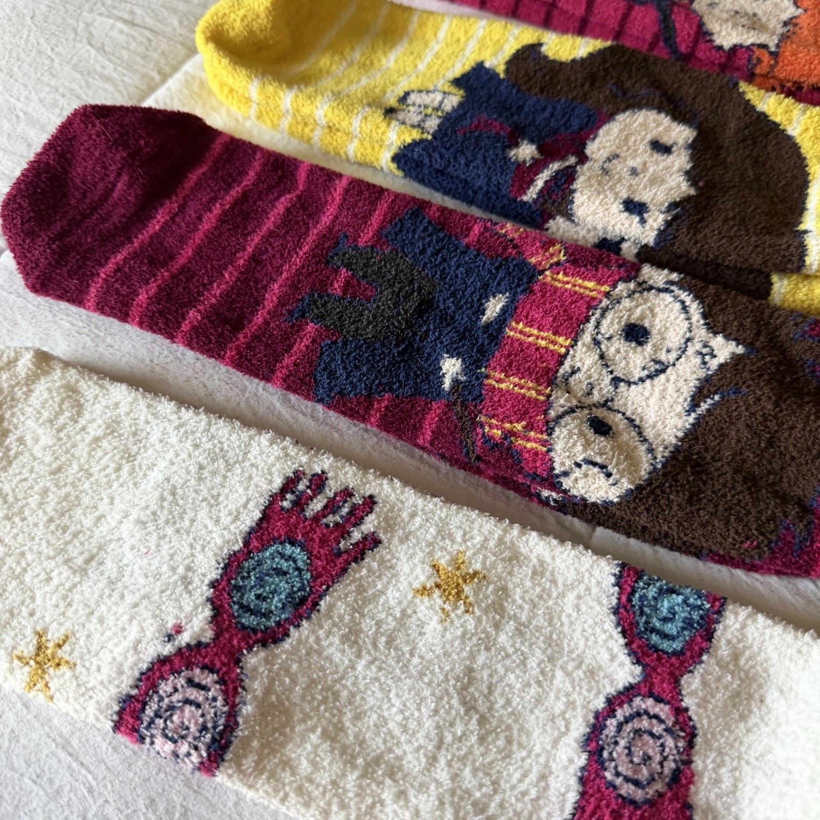 Holiday Harry Potter Calf Soft Fuzzy Women’s Socks Size 7-9 5 Count