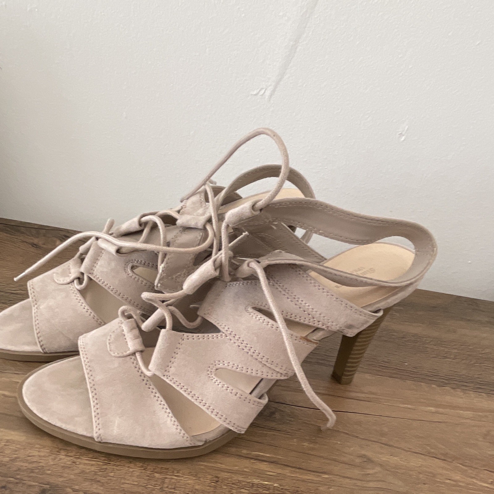 Simply Vera Vera Wang Beige Lace-Up Strappy Open Toe Stiletto Heels 8.5 M