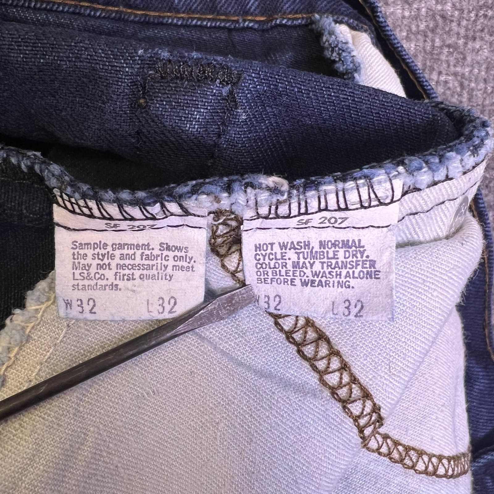 VTG 80s Levis 502 055B Jeans 32×32 Raw Indigo Denim Button Fly Red Tab Leather