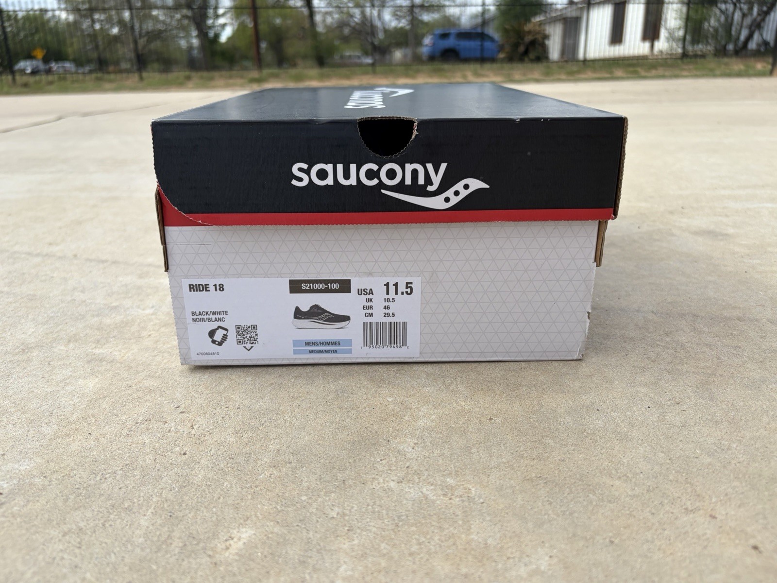 Saucony Ride 18 Men’s Running Shoes Black/White, Size 11.5