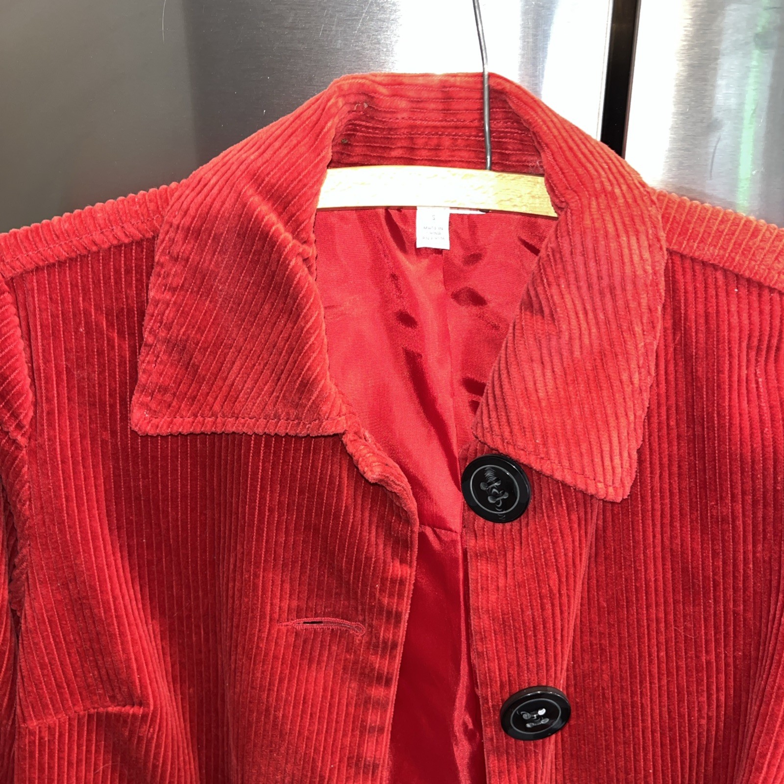 RED Corduroy JACKET Button Front Collared Button Strap Cuffs Womens S Relativity