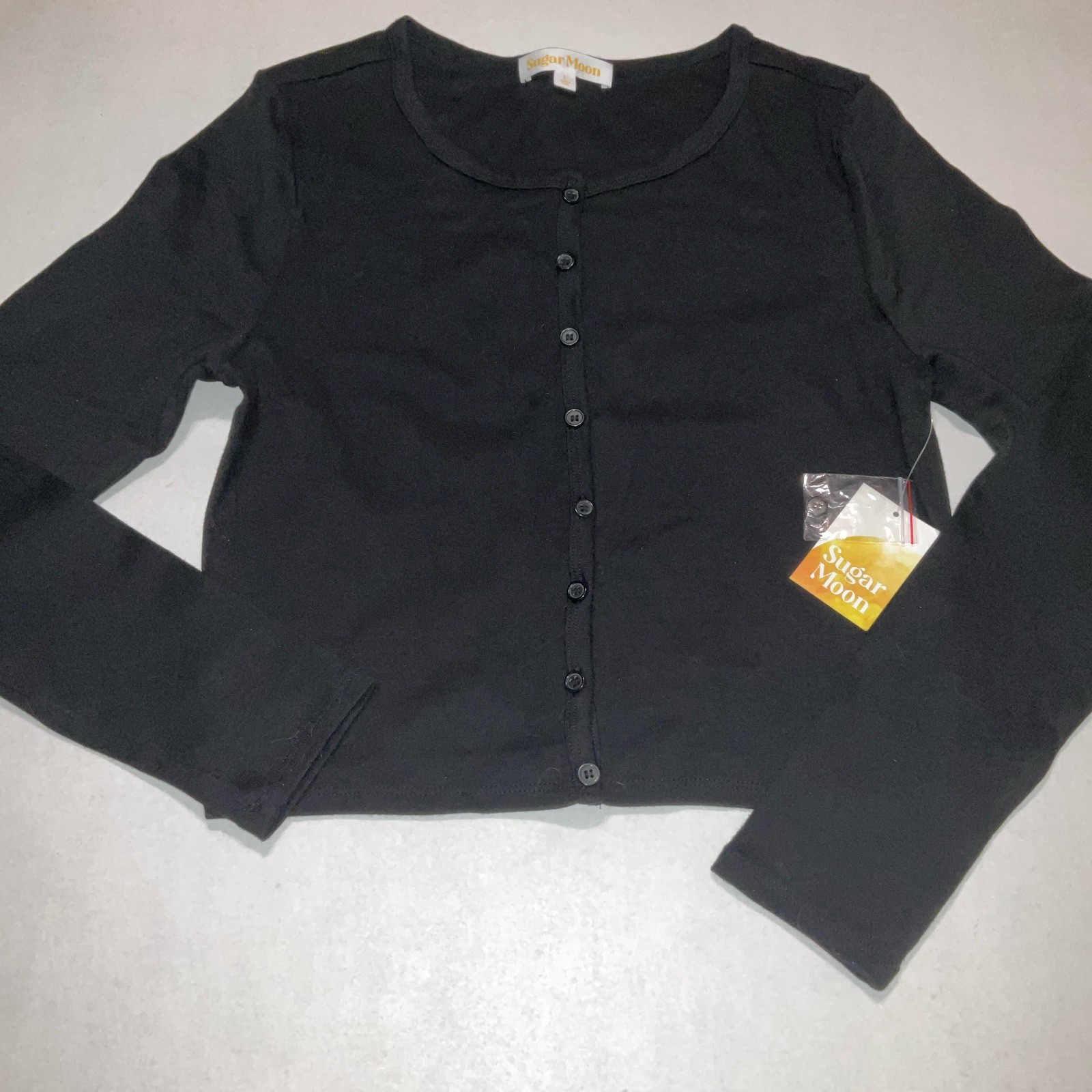 Sugar Moon New juniors L button up T-shirt, long sleeve, 98% Cotton, 18” Length