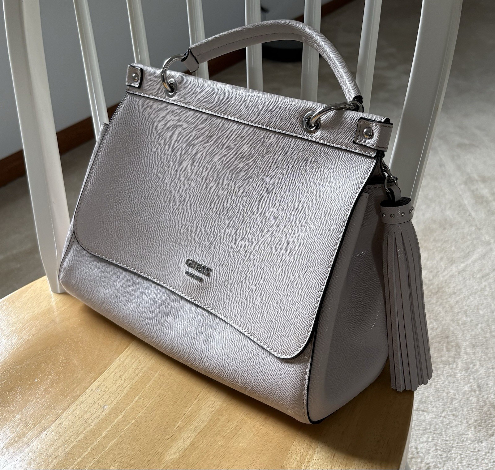Guess Faux Leather Beige Handbag Silver Metal Logo Shoulder Strap 12x9x4