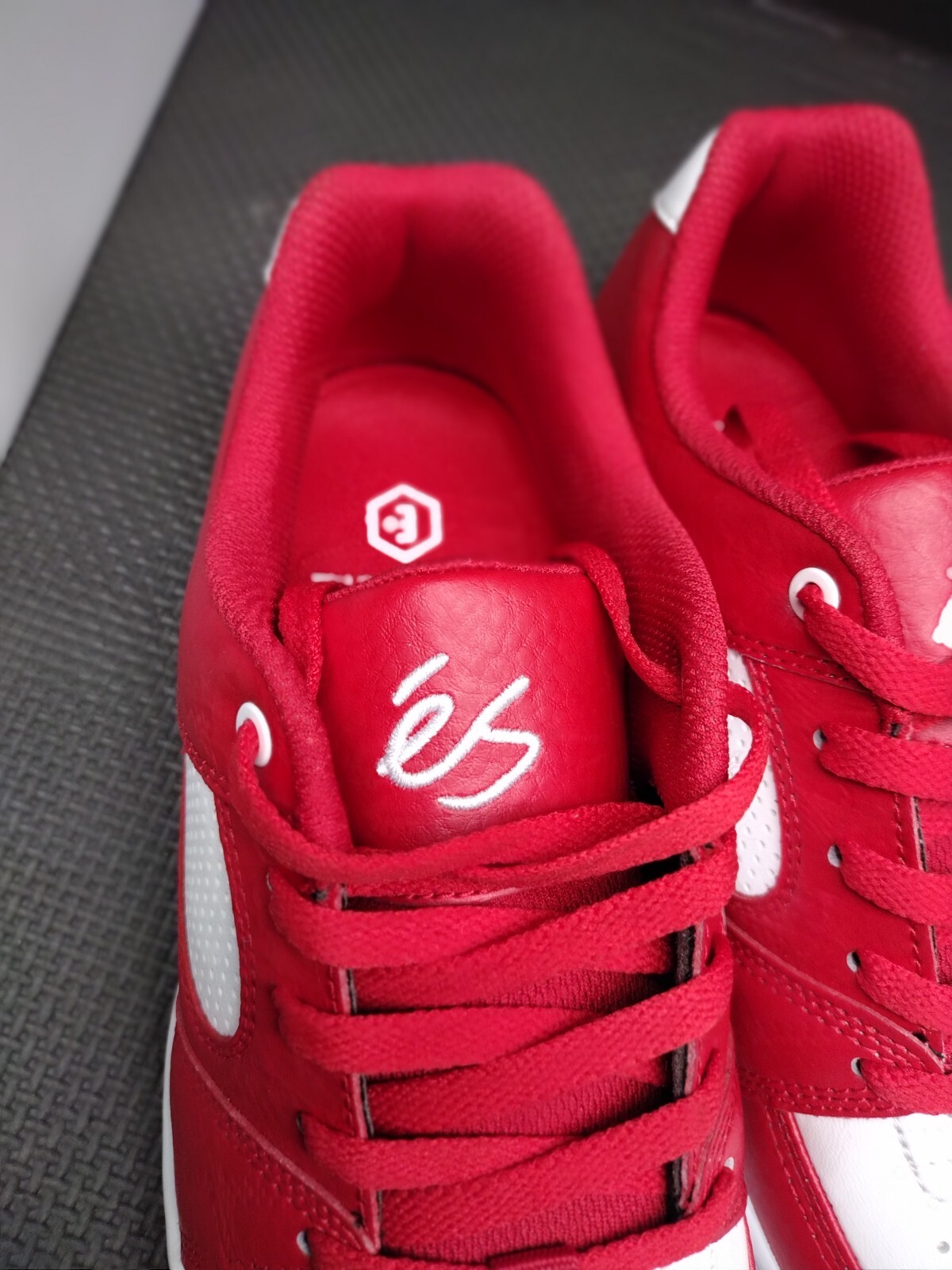Es Accel Slim White/Red skate shoes SIZE IN PICTURES BLACK SALES SAMPLE NEW