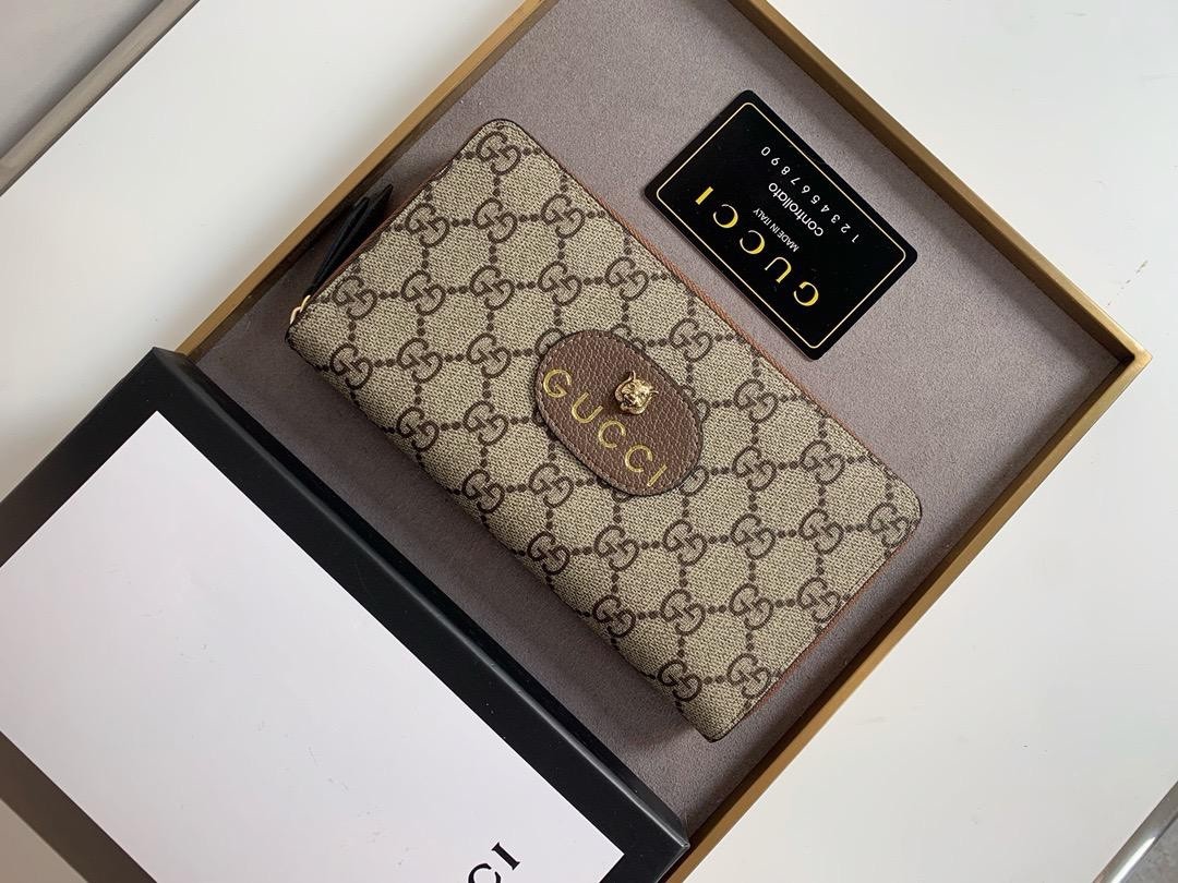 Gucci Wallet brown monogram GG zip around