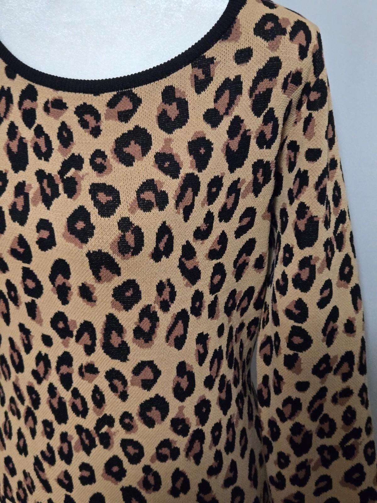 BNWT Chetta B Camel And Black Leopard Print Dress Scoop Neck Size Medium