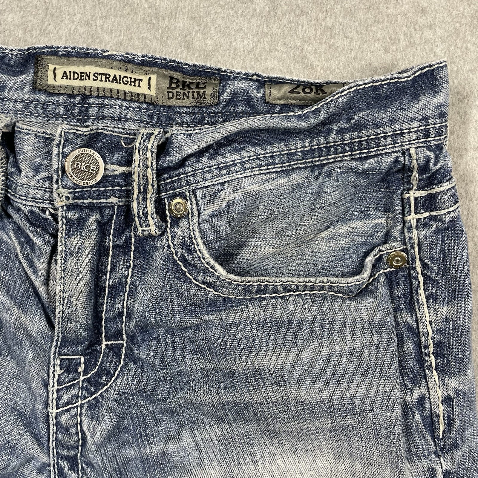 BKE Buckle Aiden straight leg jeans men’s 28R (fits 29×31) blue medium wash