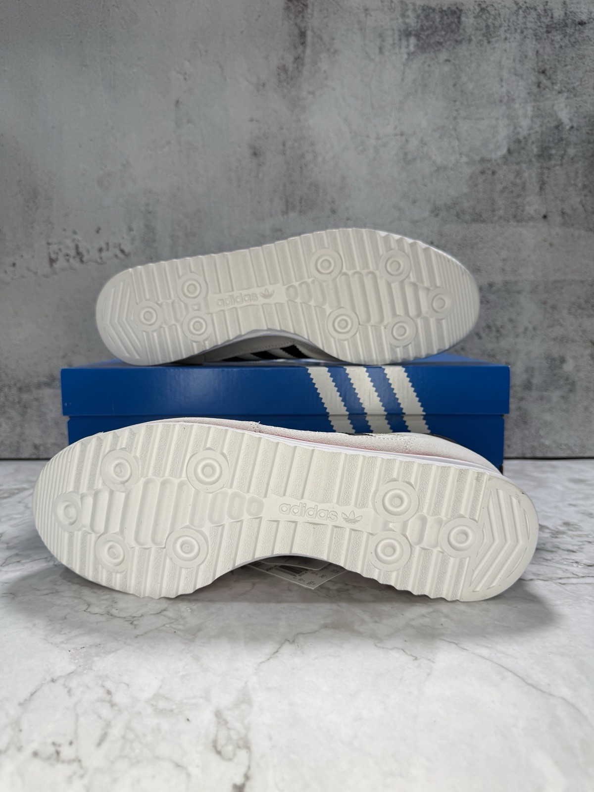 ~Adidas SL72 RS White Black Red Authentic | JS0746 | Men’s Size 10.5