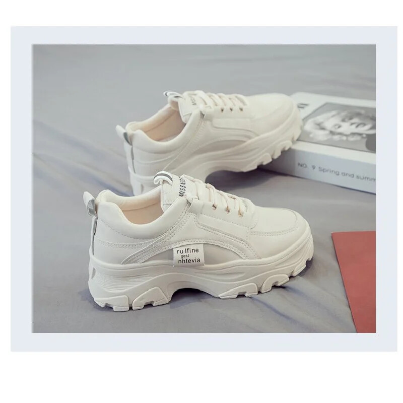 Exceedingly Fashion-forward Branded Chunky Sneakers: Effortlessly Ascend the