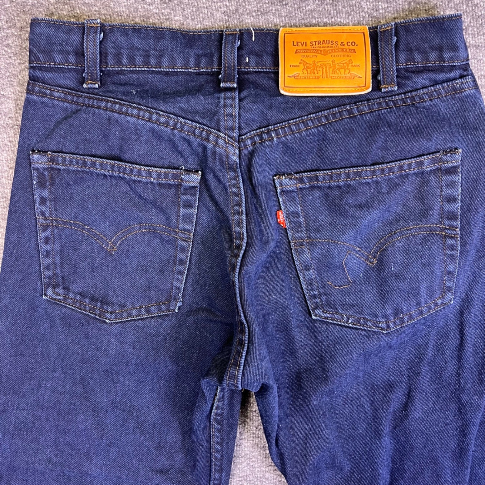 VTG 80s Levis 502 055B Jeans 32×32 Raw Indigo Denim Button Fly Red Tab Leather