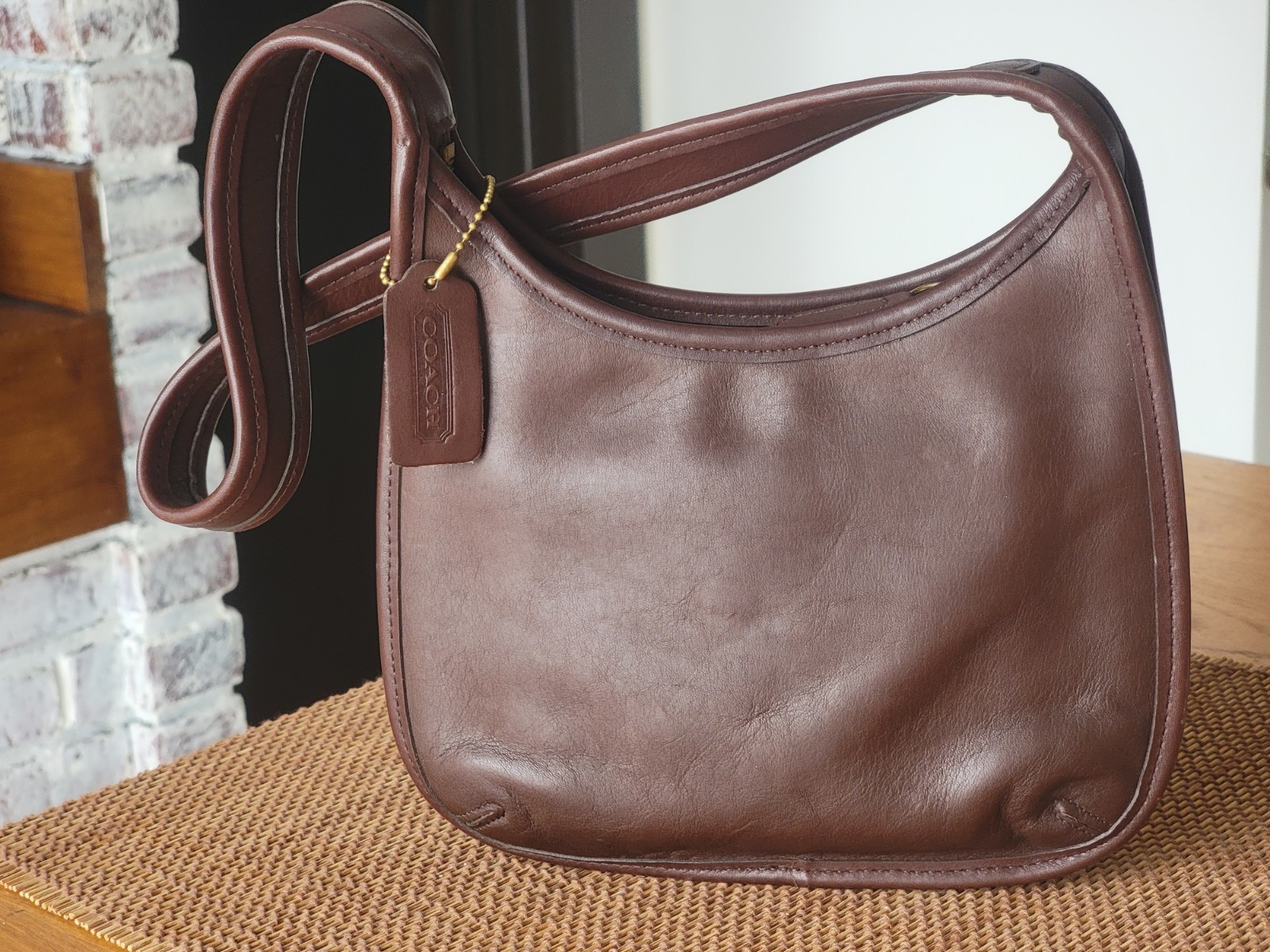 Vintage COACH Leather ERGO 9020 Mahogany Brown Mini Zip Hobo/Shoulder Bag USA
