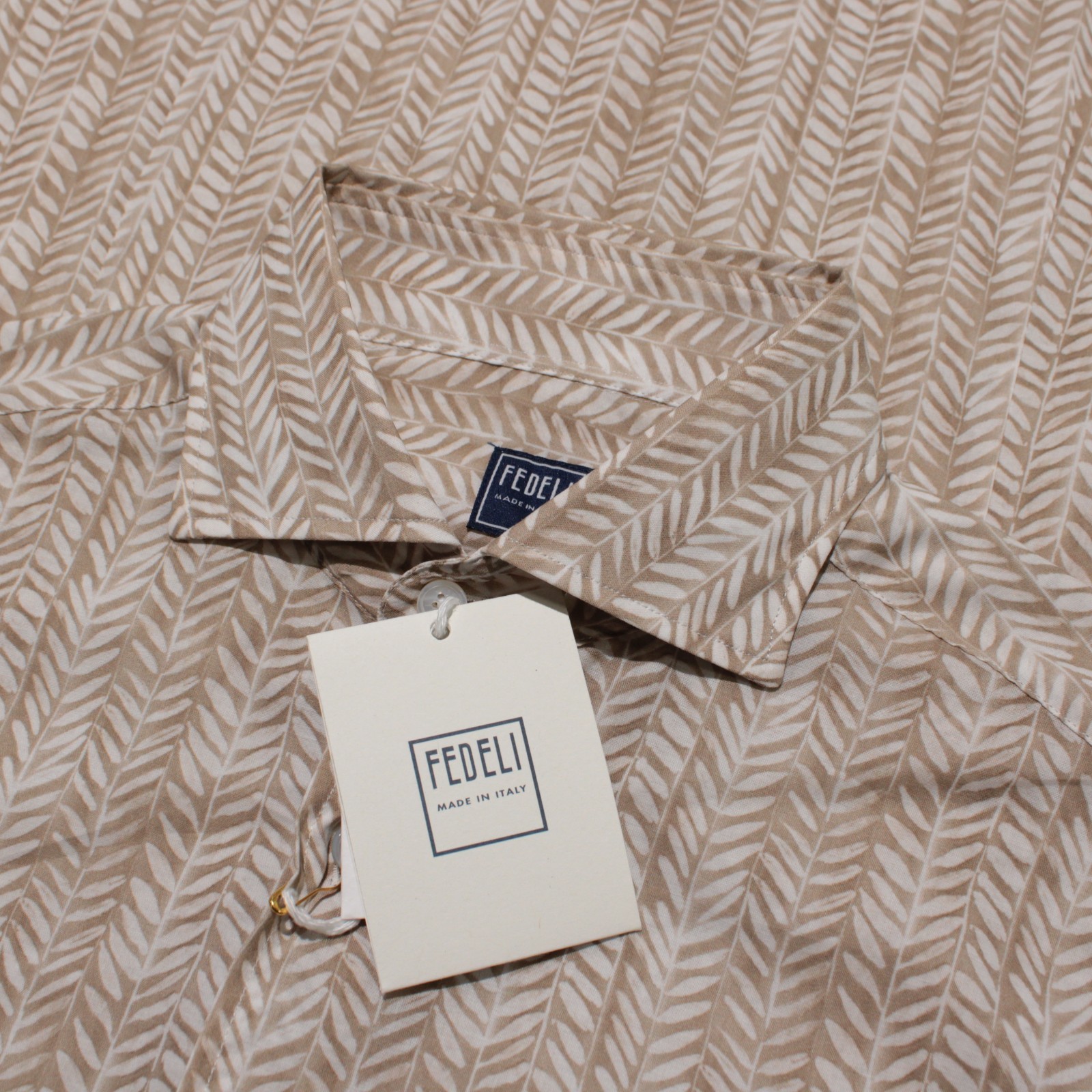 Fedeli NWT Dress Shirt Size 37 14.5 in Beige & White Floral Cotton Blend