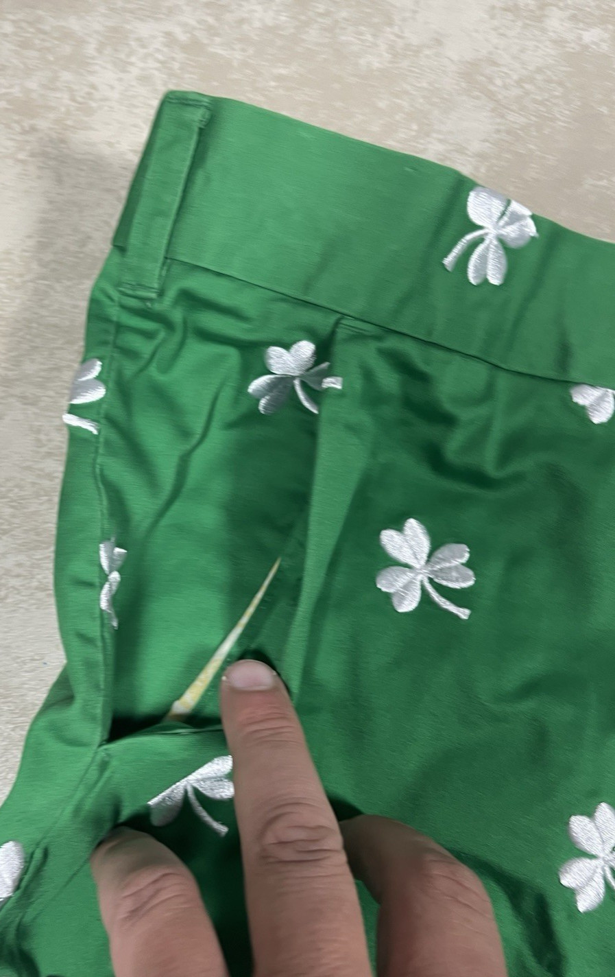Loudmouth Green White Shamrock Golf Shorts Size 38 1395