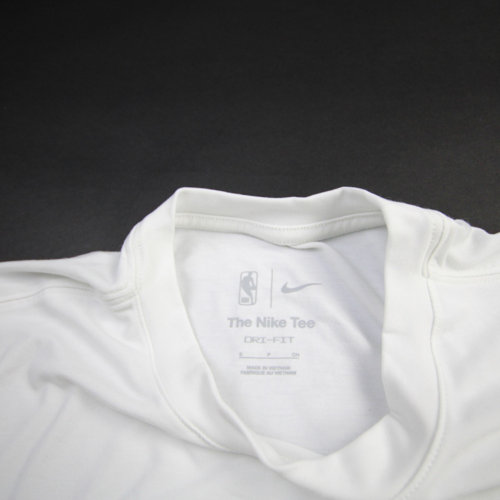 Nike NBA Authentics Dri-Fit Short Sleeve Shirt Men’s 2XLT