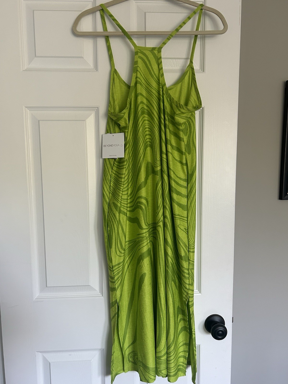 Beyond Yoga Green Marbled Racerback Spaghetti Strap Dress – Size S; NWT