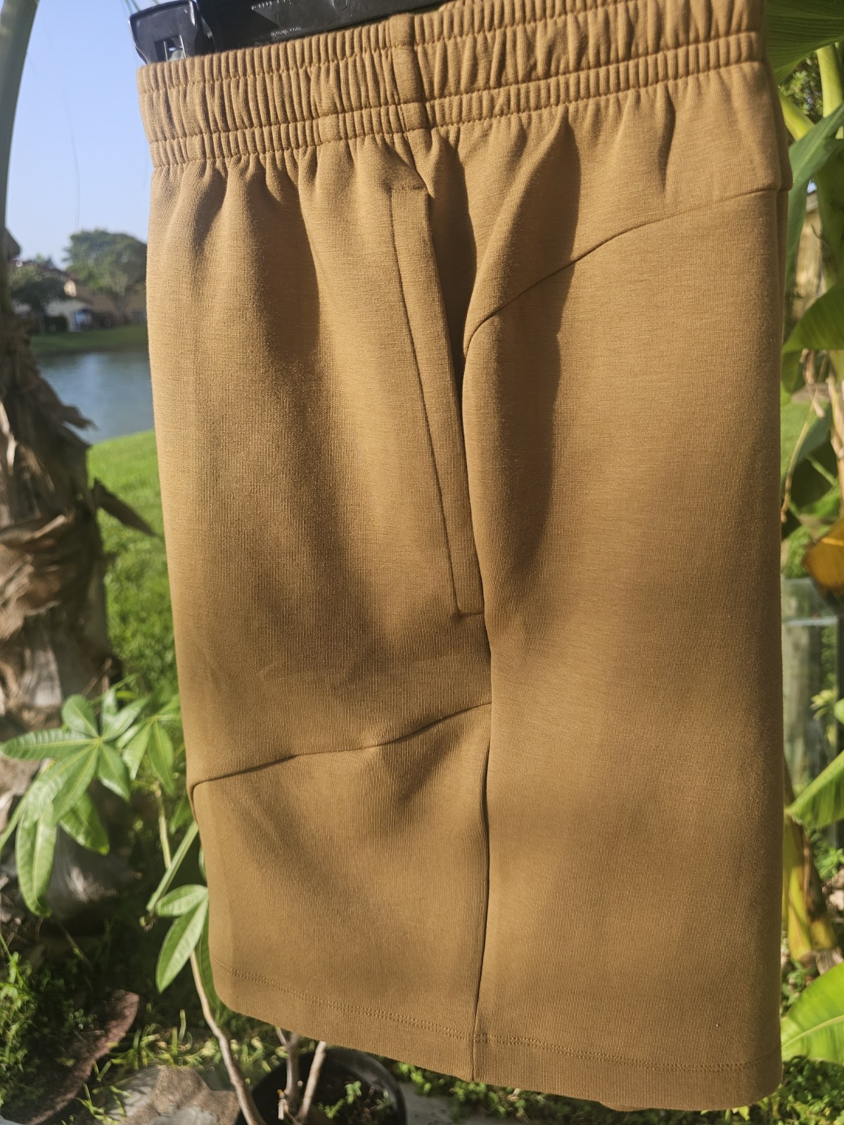 Under Armour Men’s Unstoppable Fleece Shorts Size 2XL Brown 1379809 498