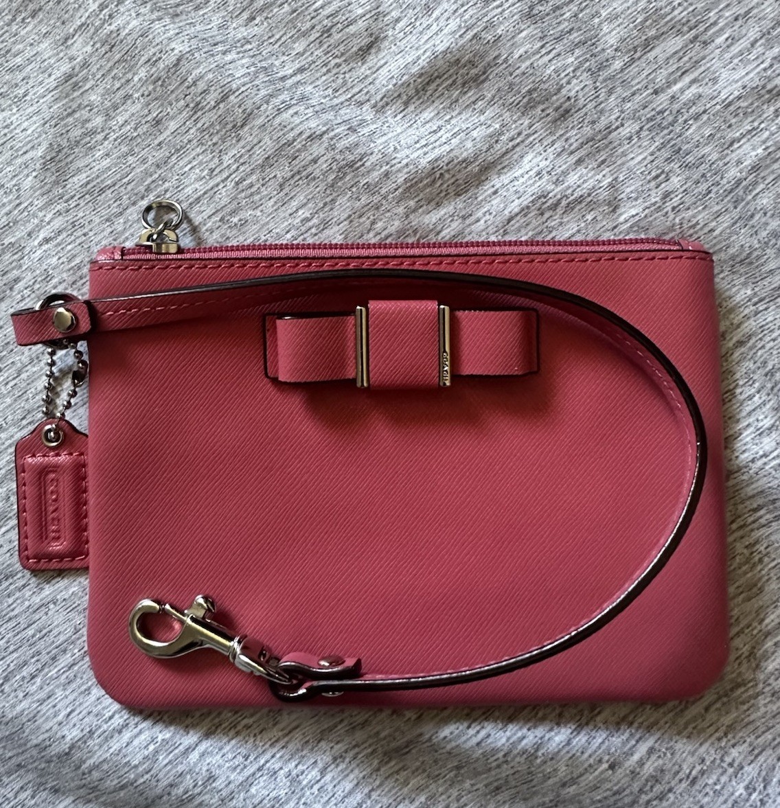 Coach Pink Crossgrain Leather Bow Wristlet Pouch Clutch Wallet