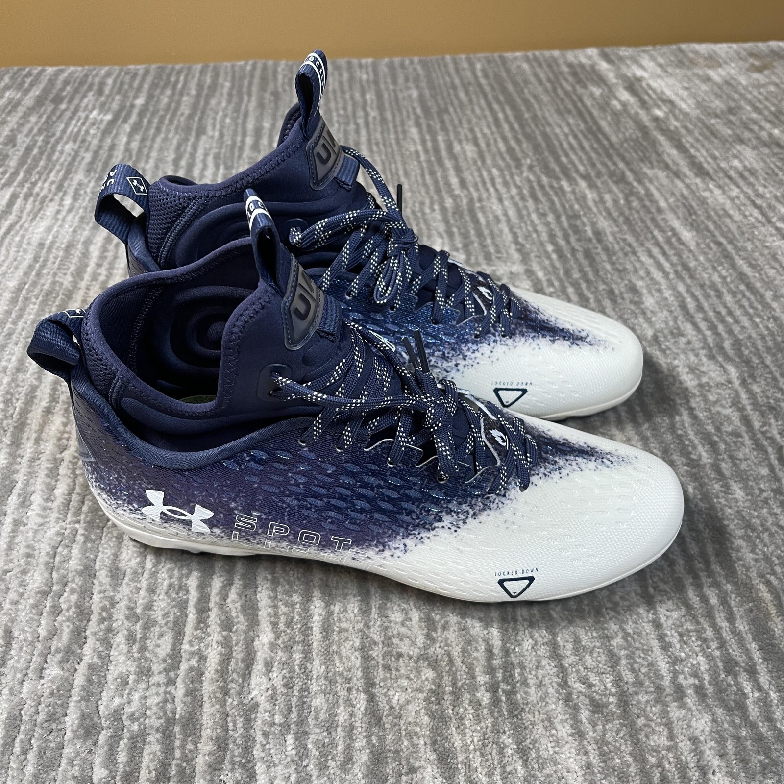 Under Armour Spotlight Football Shoes Cleats Mens Size 12 Blue White Molded