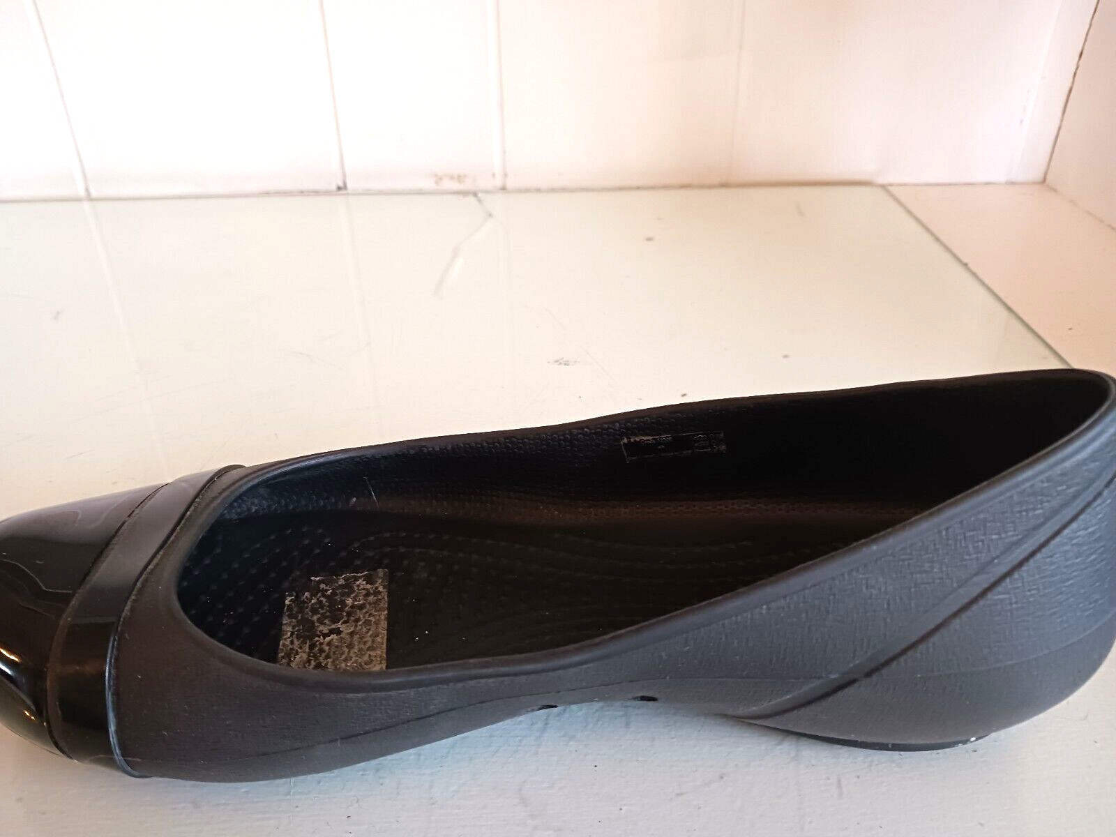 Crocs Cap Toe Womens Size 8 Shoes Black Slip On Comfort Lightweight Ballet Flat
