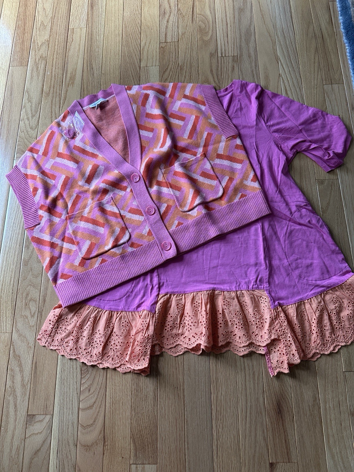 Lori Goldstein Summer Eyelet Top Isaac Mizrahi Sweater NWT Small