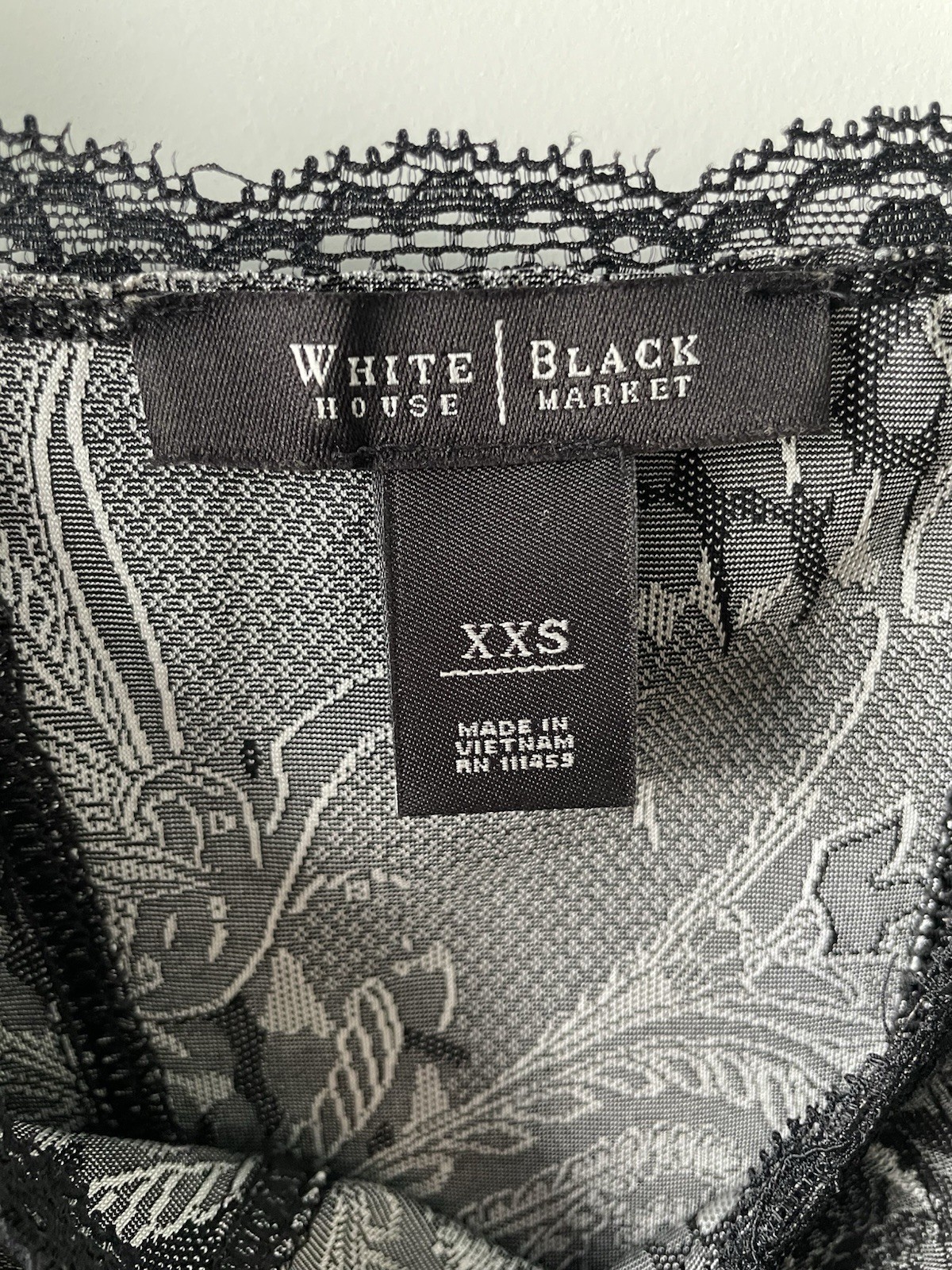 White House Black Market WHBM Black And Gray Paisley Corset Tank Top XXS