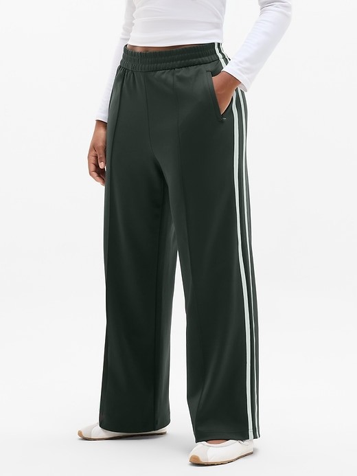 Athleta M Medium Tempo Mid Rise Wide Leg Track Pant Elm/White NWT!
